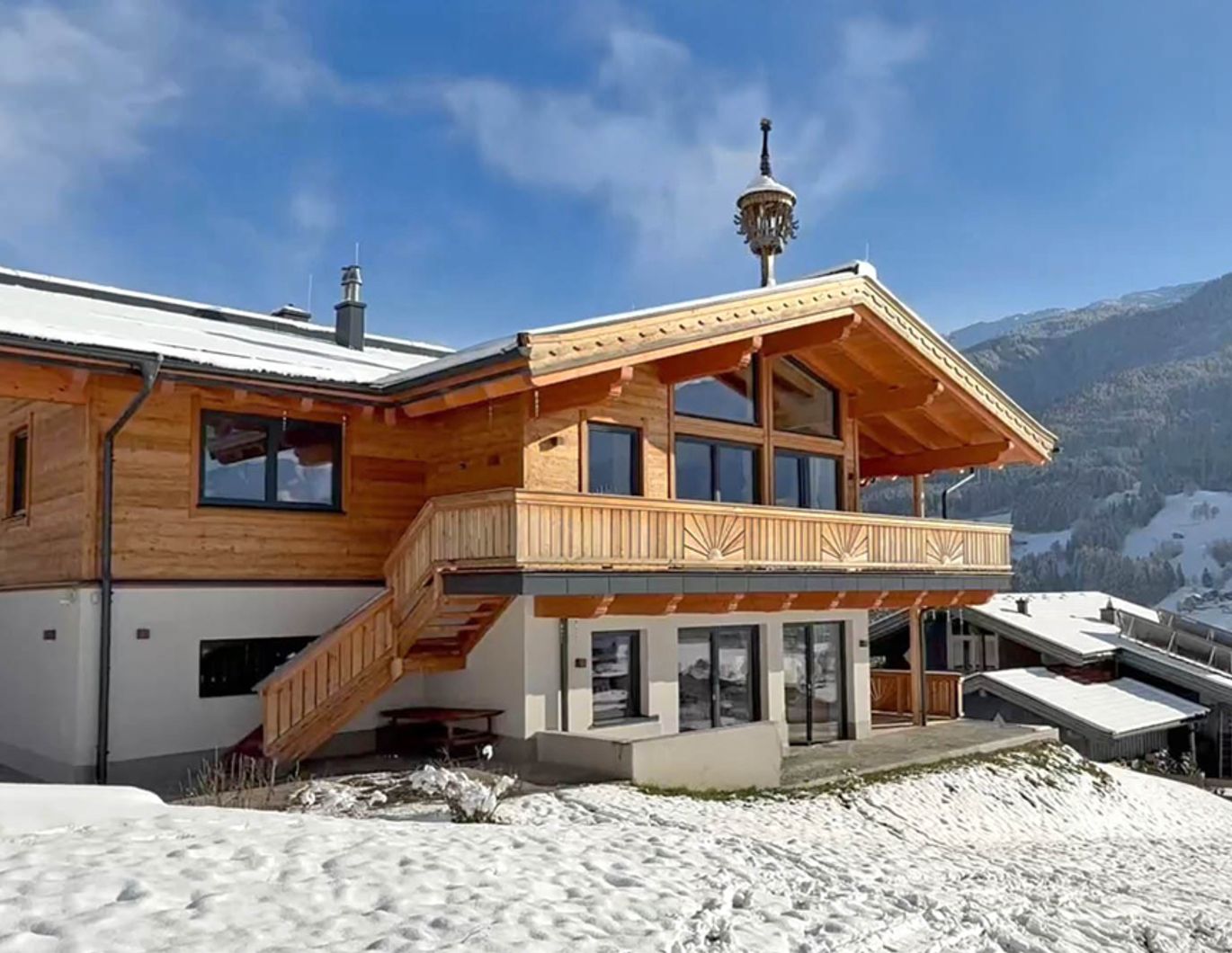 Ski-In Ski-Out! Chalet-Villa mit 3 Wohneinheiten  direkt an der Skipiste  der Wildkogel-Arena!