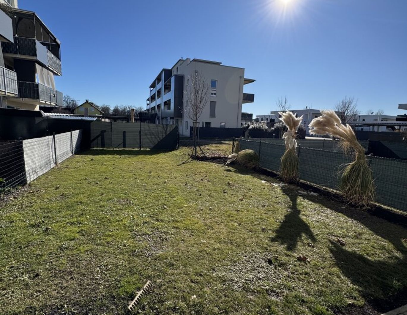 HERRLICHE Erdgeschosswohnung mit Eigengarten und Carport in Seiersberg