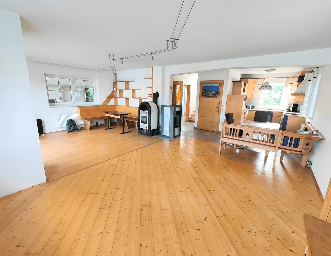 Seltene Gelegenheit! Einfamilienhaus mit Neubauprojekt - Nur 500m vom See entfernt