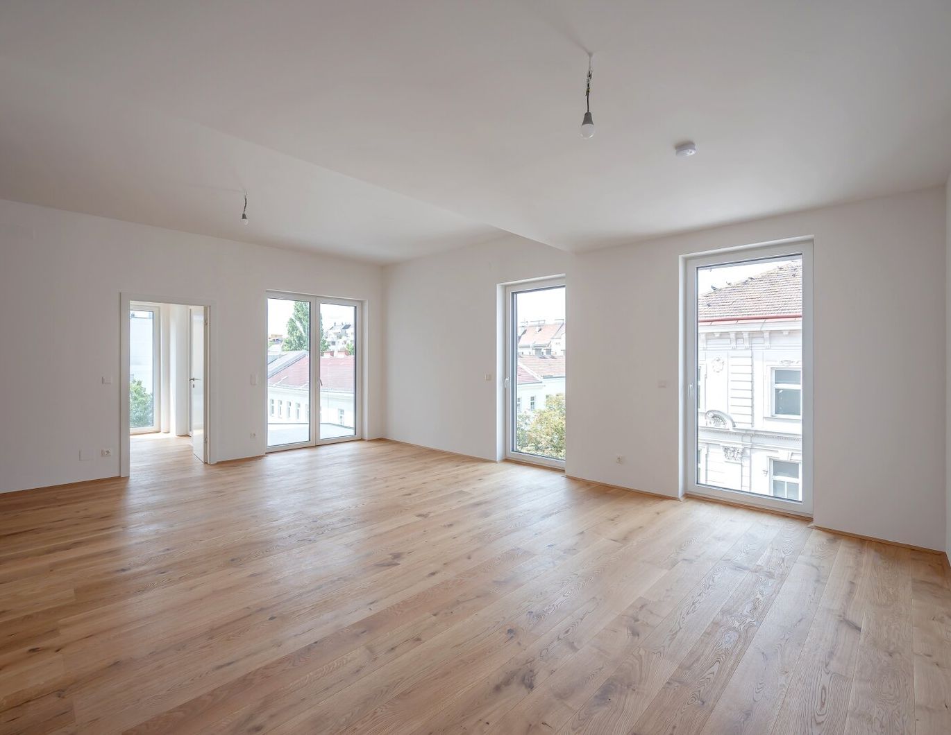 ++FonteFlats++ Elegant 3-room New-Build in a Period Building - First Occupancy with Balcony