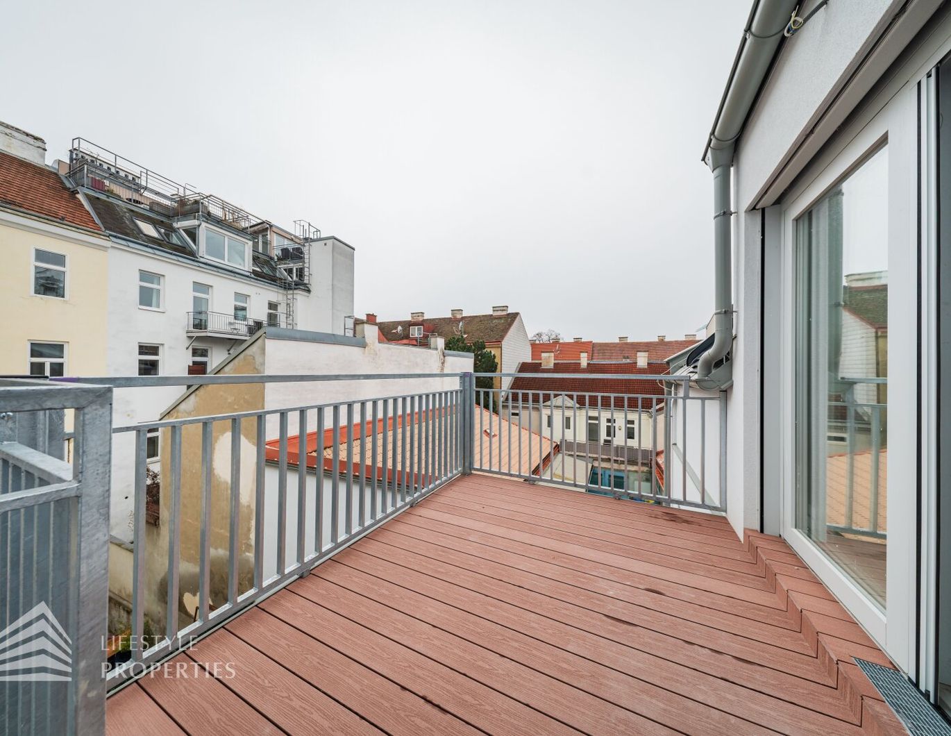 Heller 4-Zimmer Erstbezug mit Balkon, Nähe Kutschkermarkt