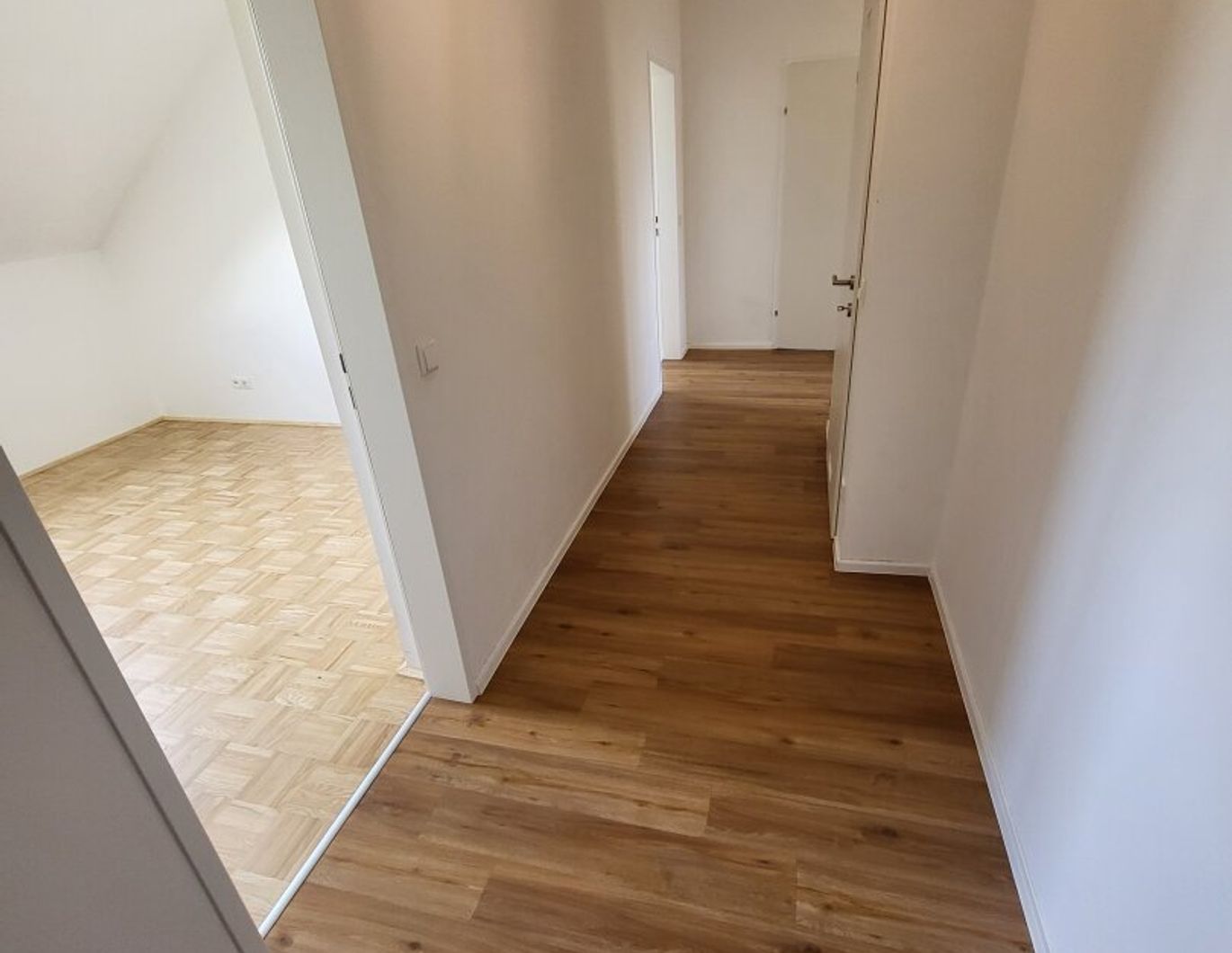Schöne 3-Zimmer Wohnung im Dachgeschoß