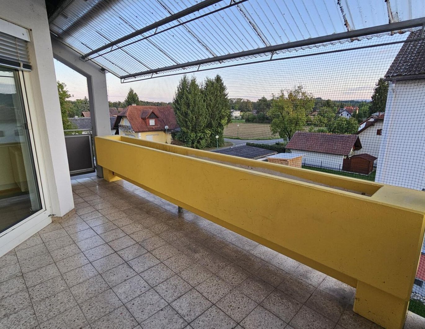 Großzügige 3 Zimmerwohnung - unbefristeter Mietvertrag