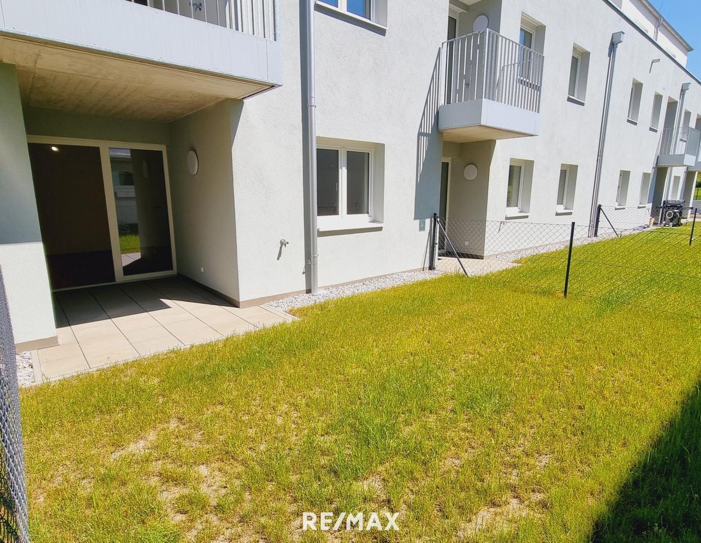 unbefristete 3-Zimmer-Neubau-Mietwohnung mit Garten und Kaufoption