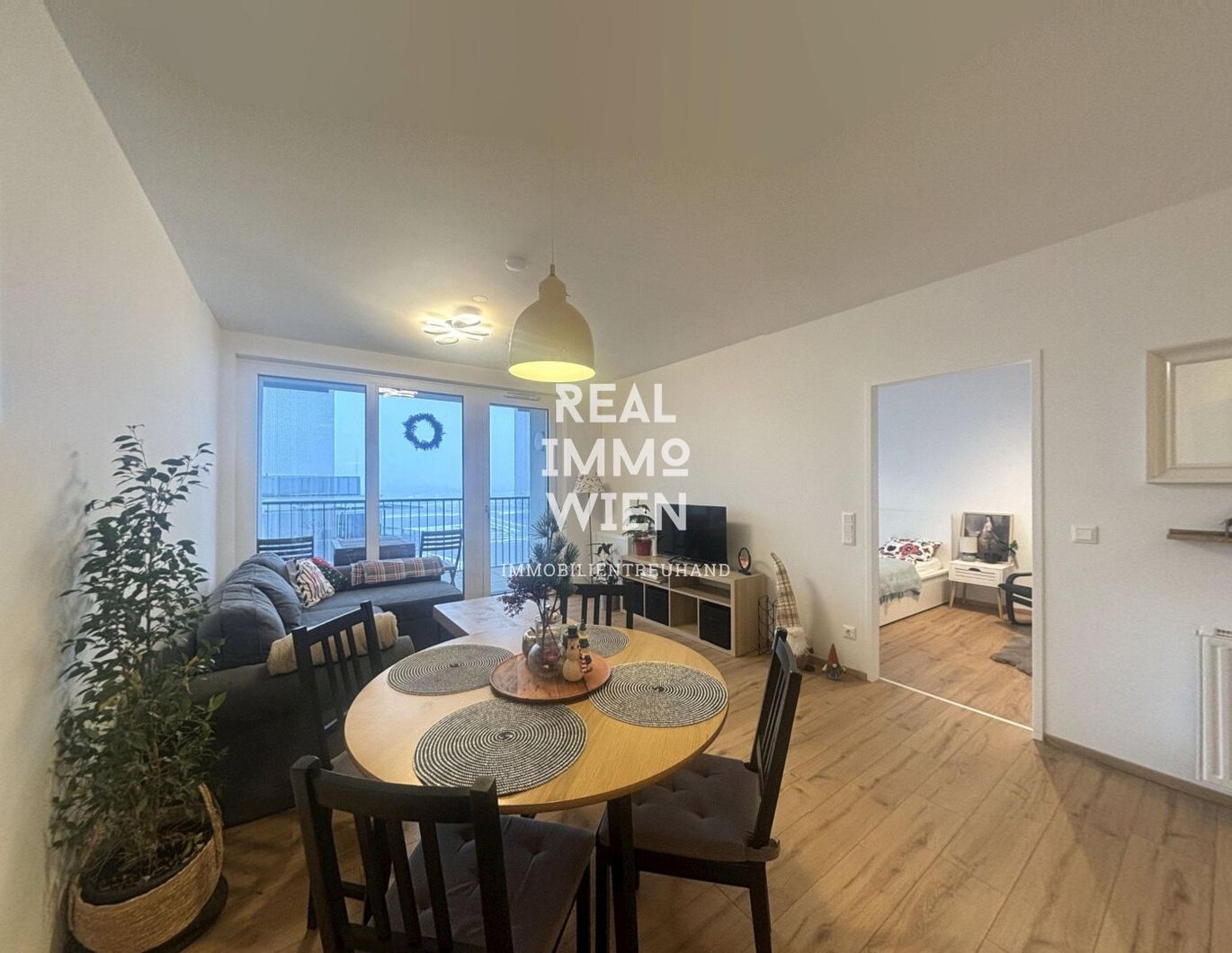 Moderne 2-Zimmer-Wohnung mit Balkon in bester U-Bahn-Nähe - Ihr neues Zuhause wartet!