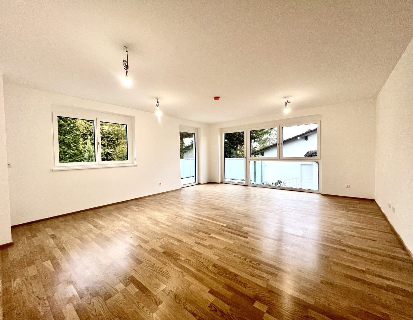 PROVISIONSFREI!! 2 - ZIMMER WOHNPARADIES MIT BALKON!