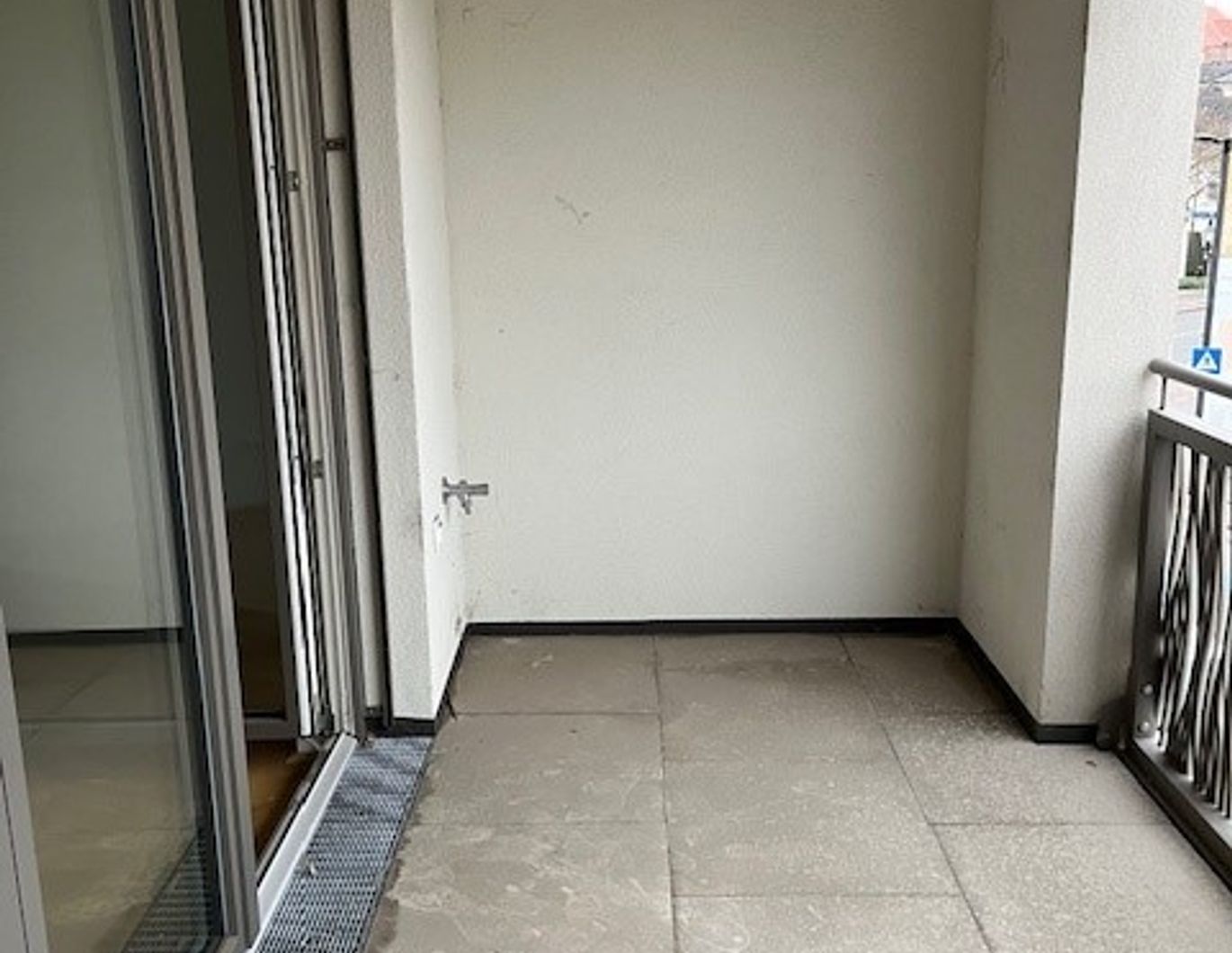 2 Zimmerwohnung mit Loggia