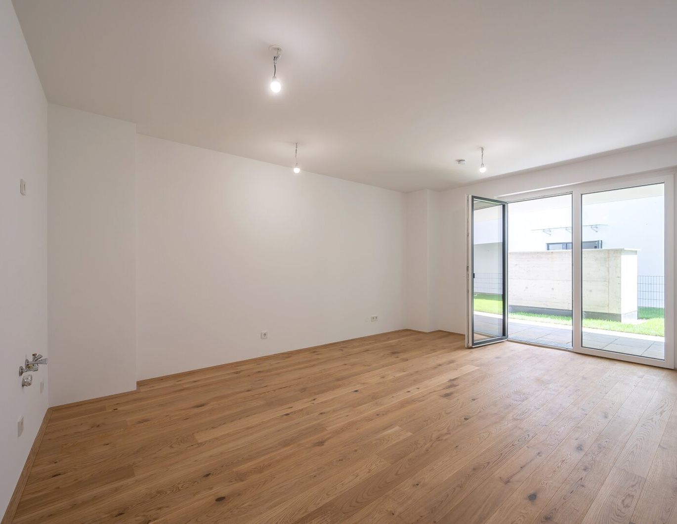 ++Der Platzhirsch++ Fantastischer 4 Zimmer Erstbezug mit Terrasse und Garten!
