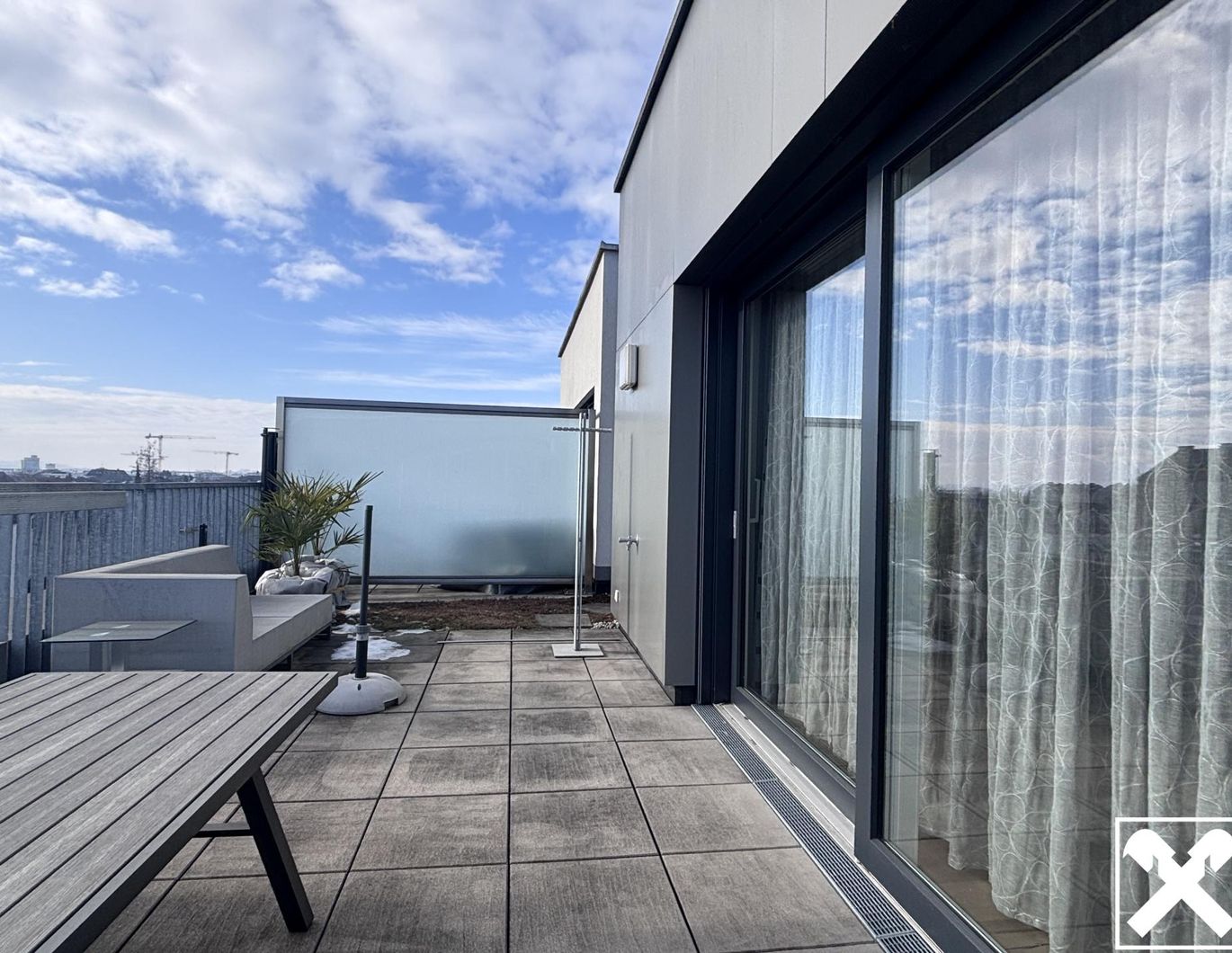 Stilvolles Penthouse mit großer Dachterrasse!