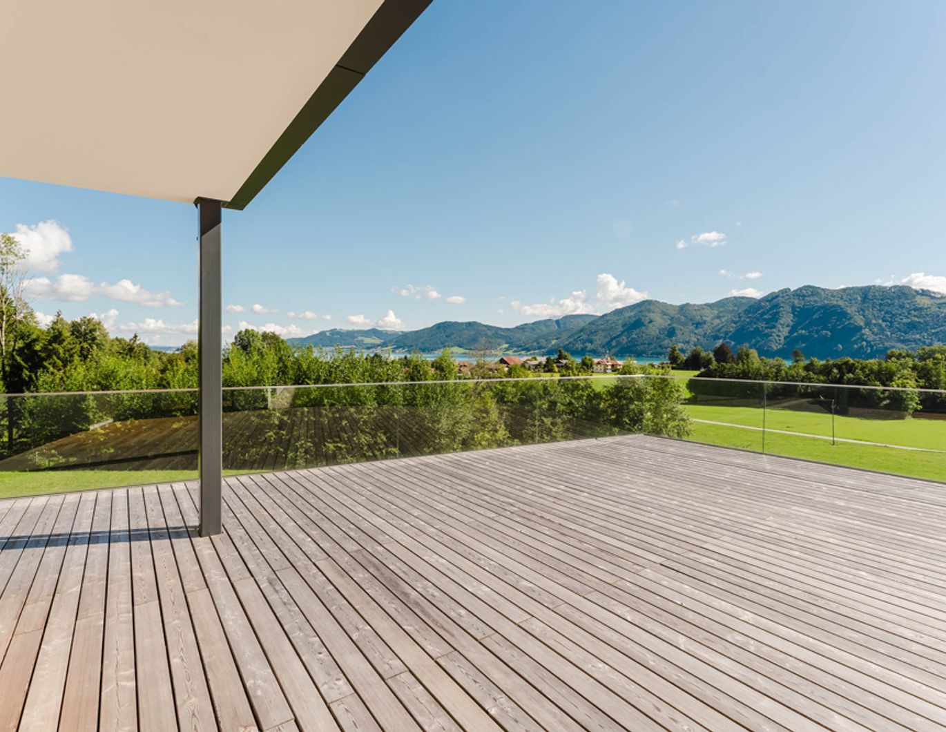 Seeglanz & Sonnenstrahlen! Wohn(t)raum am türkisblauen Attersee