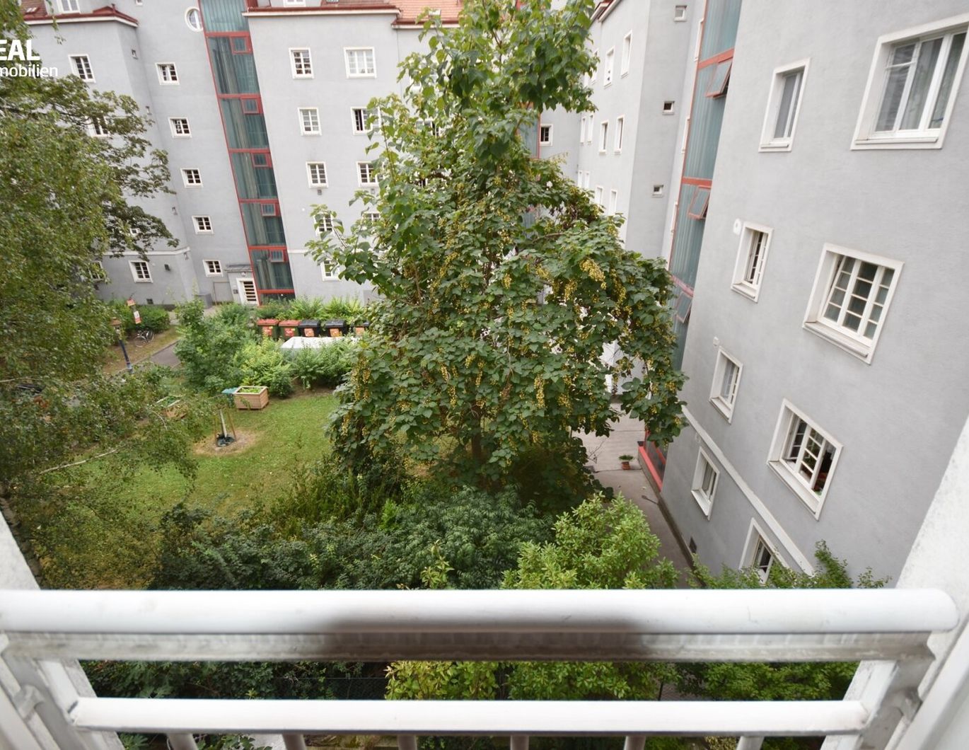 3 Zimmer Wohnung nahe Einsiedlerpark