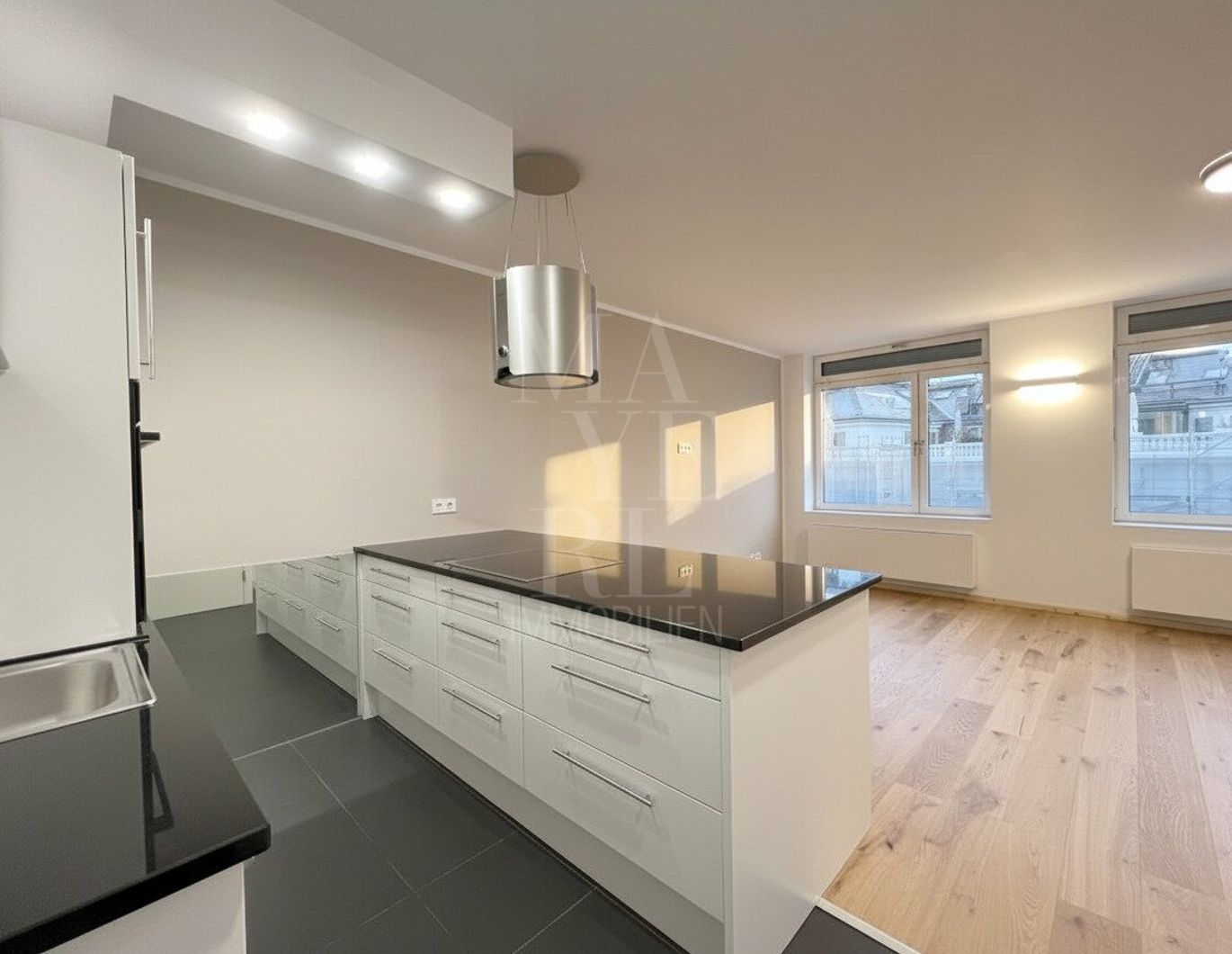 Exklusive, komplett sanierte Wohnung in bester Lage der Innenstadt Erstbezug!