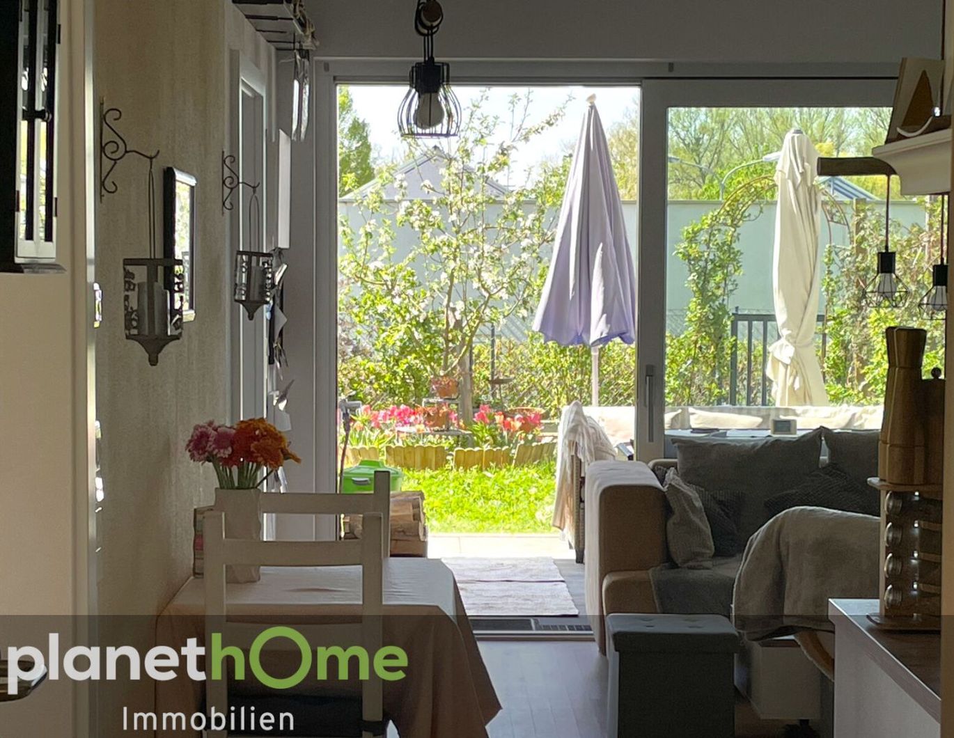 Ihr Traum: Wohnen im Grünen. Unser Angebot: Familienwohnung mit Garten!