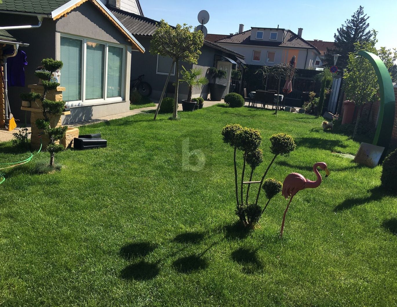 RUHIGE LAGE MIT GARTEN