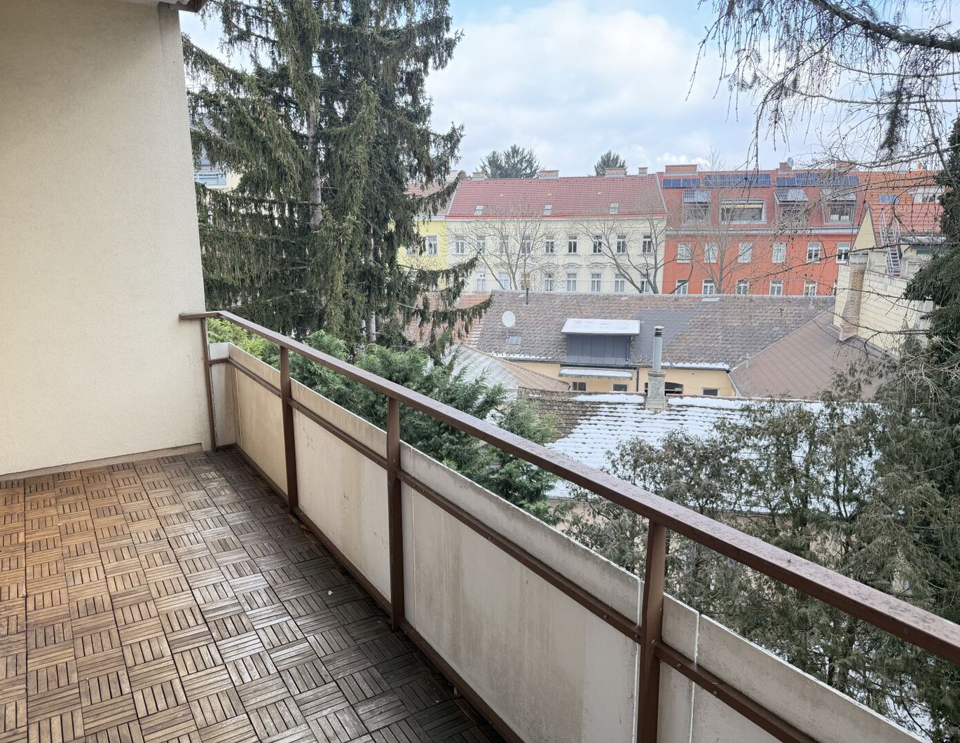 Charmante ruhige Garçonnière mit Balkon und Grünblick in Hietzing - Ober St. Veit !