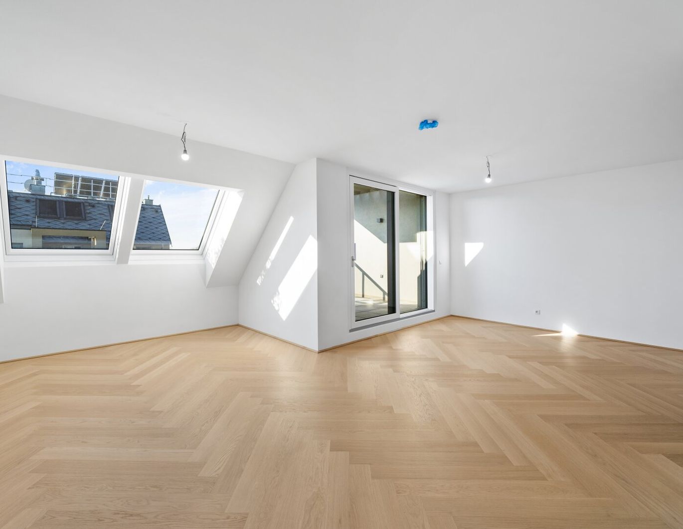 Traumhafte DG-Wohnung in 1210 Wien: Erstbezug mit Terrasse