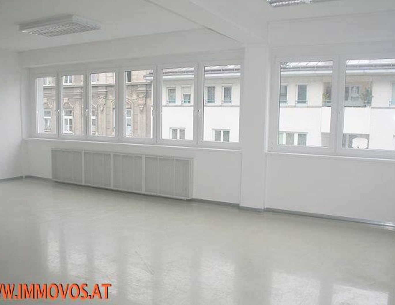 *** BÜROHAUS MIT RIESIGER DACHTERRASSE***