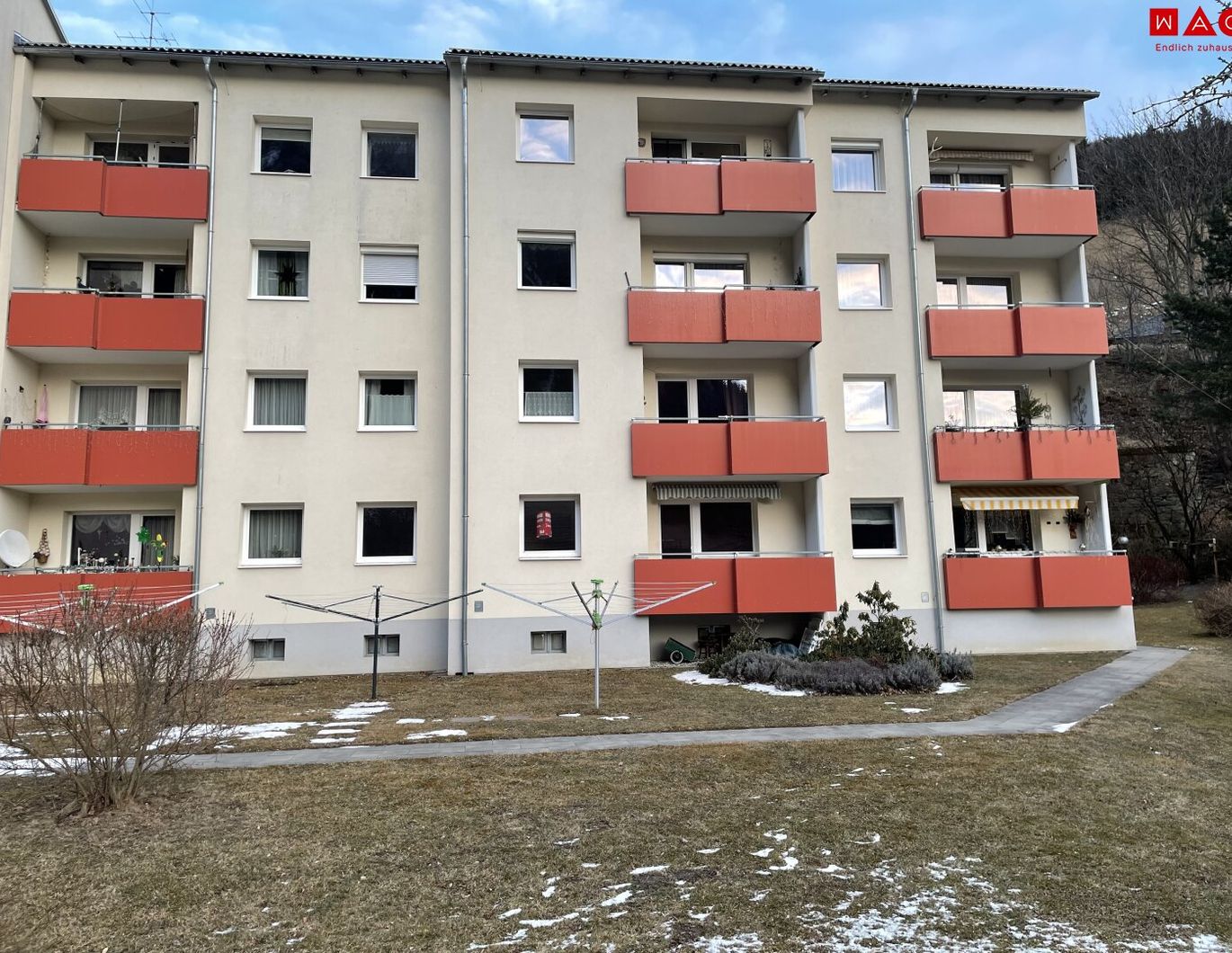 Aufgepasst: Günstige 2-Zimmer-Wohnung mit traumhaften Ausblick!