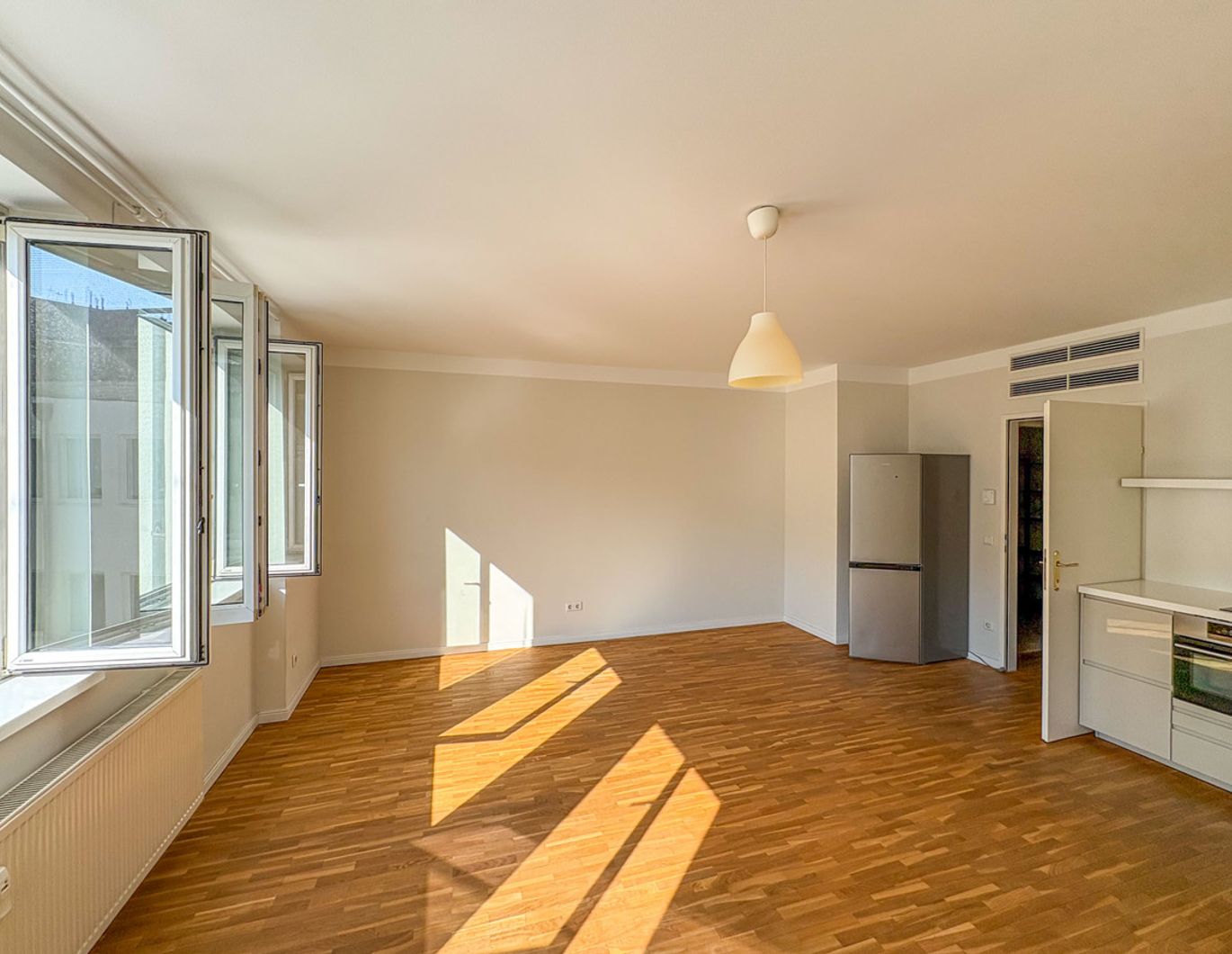 PROVISIONSFREI - Praterstraße-Allee: Sonnige Stadtwohnung in Westlage