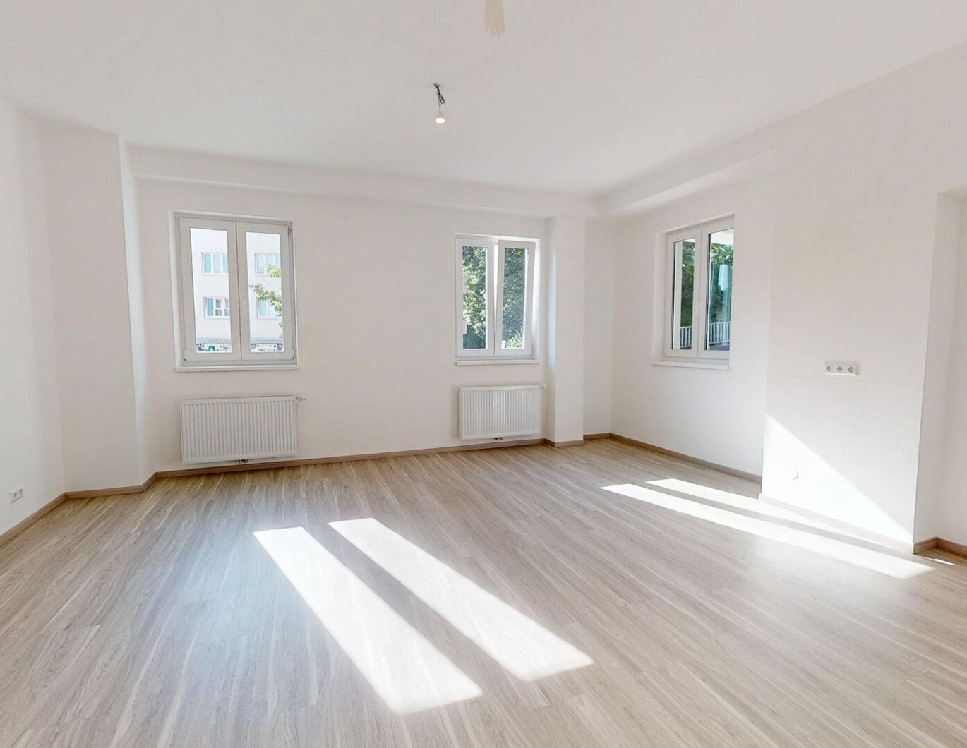 Mietwohnung ++ NEU SANIERT ++ ca. 84,93 m²