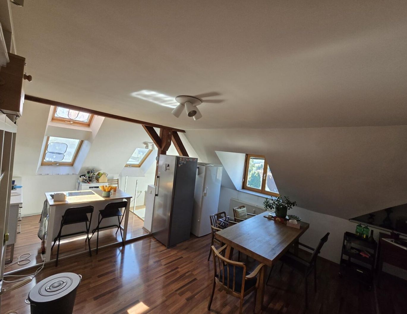 Exklusive Stadtwohnung mit großzügiger Fläche, 5 Zimmer und hochwertiger Ausstattung - Perfekt für Familien!