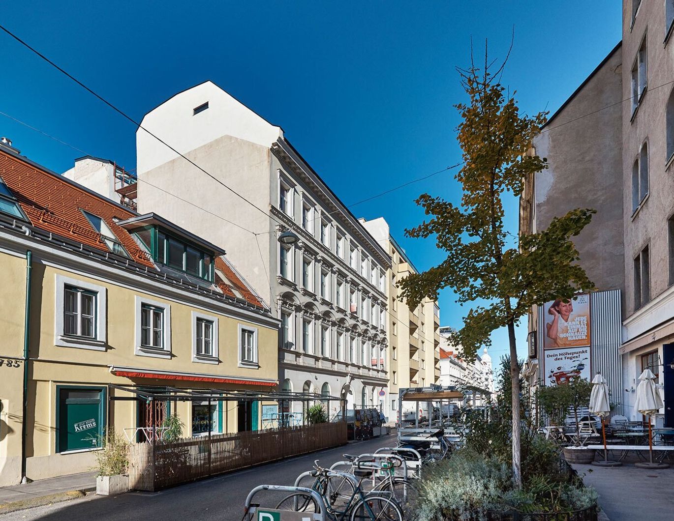 Unbefristet vermietete Altbauwohnung in Toplage!