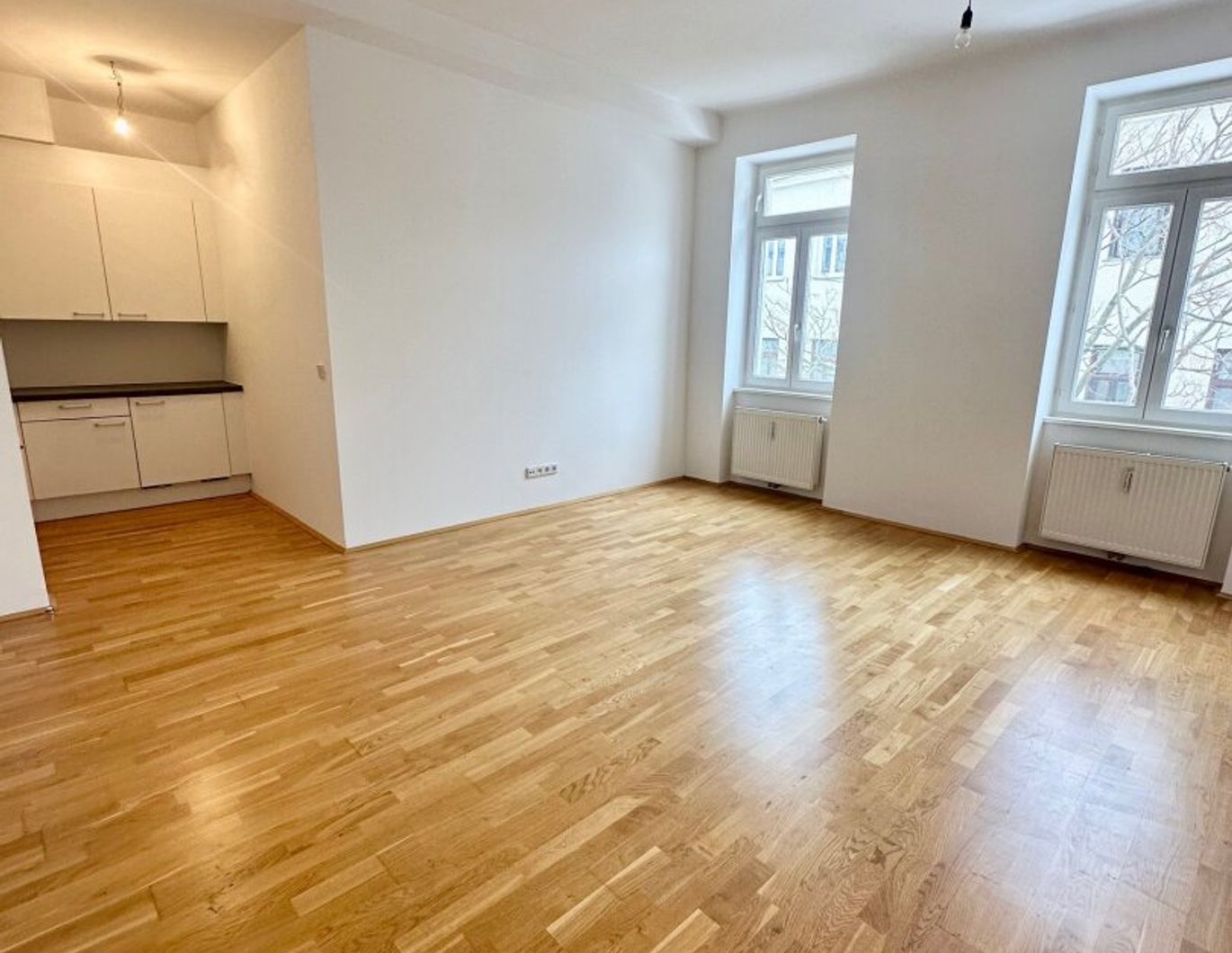 2 Zimmer-Wohnung in Top-Lage, in einem sehr schönen gepflegten Altbau!