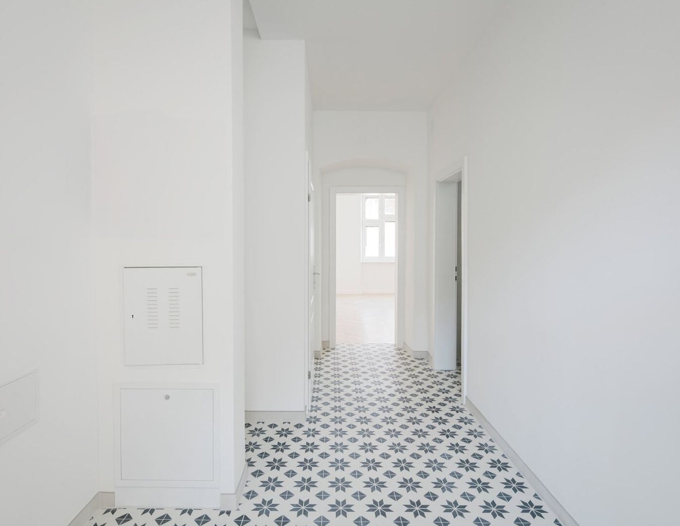 Tradition trifft Moderne! Mit Liebe zum Detail revitalisierte 2-Zimmer-Altbauwohnung mitten in Hernals