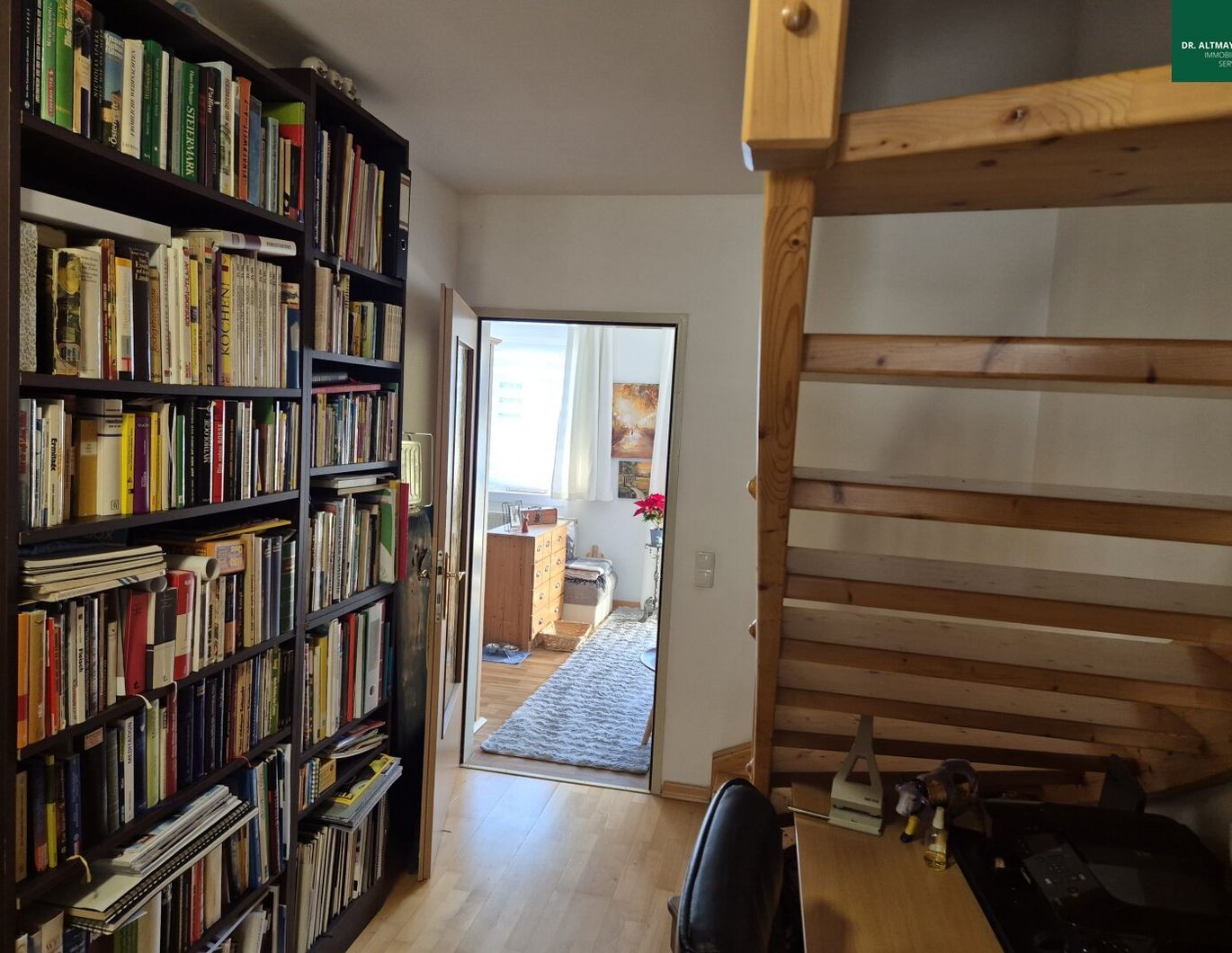 Helle Eigentumswohnung mit Galerie und Balkon in Feldkrichen - Top-Lage !