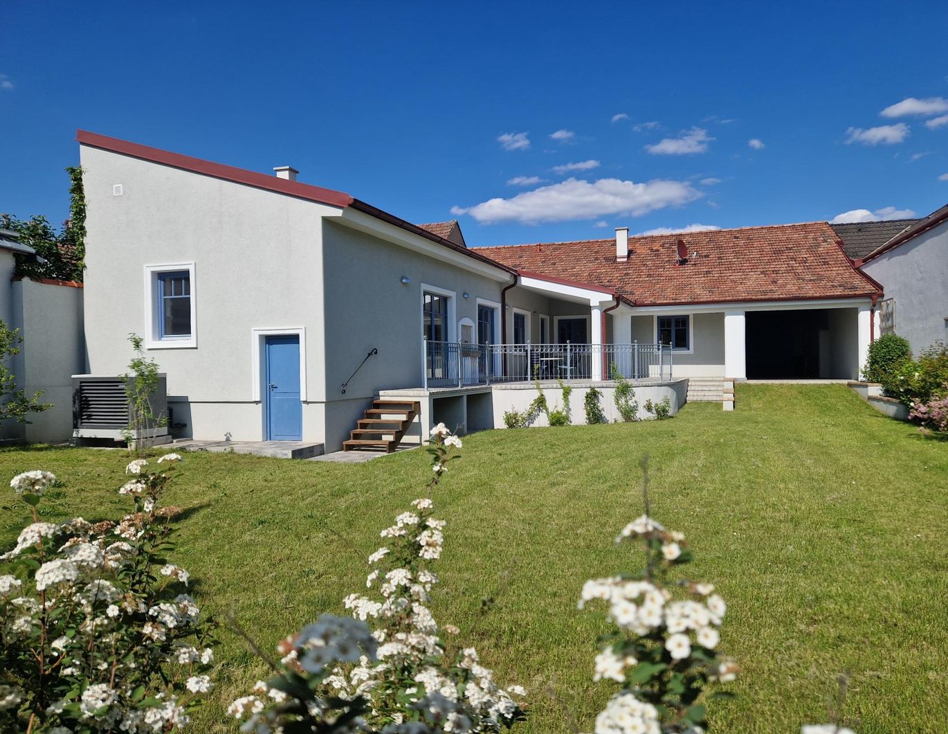 LANDSITZ AUF HÖCHSTEM NIVEAU