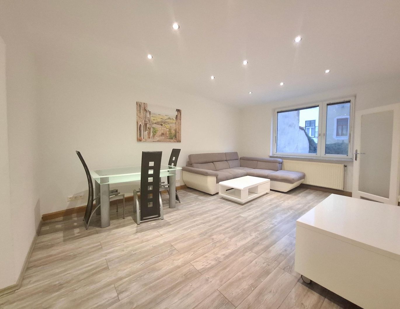 Gepflegte bezugsfertige Dreizimmerwohnung in Ottakring (Provisionsfrei)