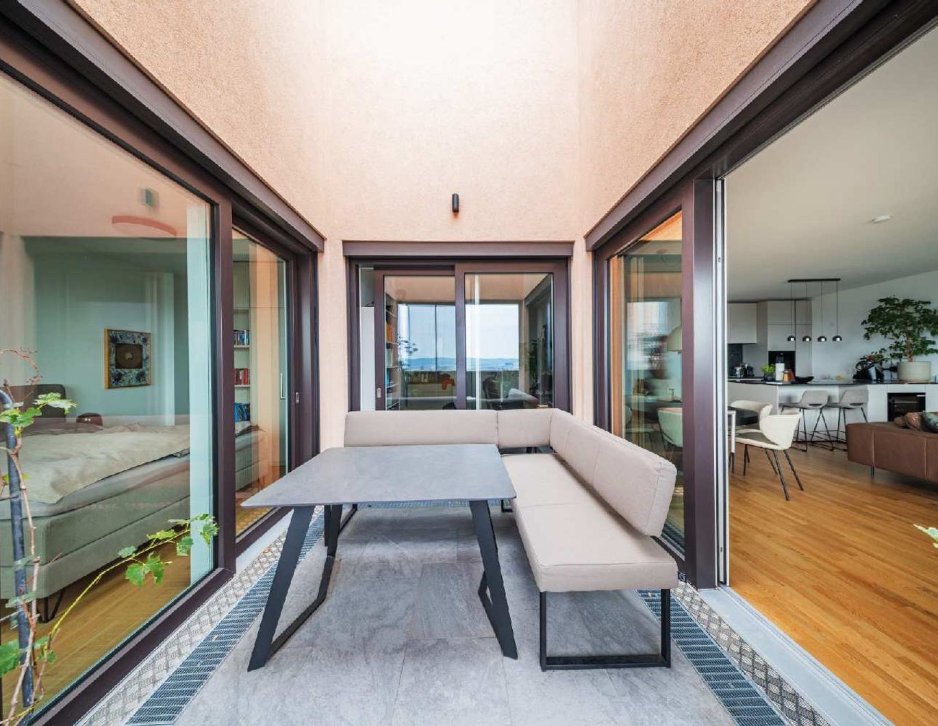 Penthouse im 34. OG mit Terrasse I 360° Wienblick I Designküche I TG Platz mit E-Ladestation