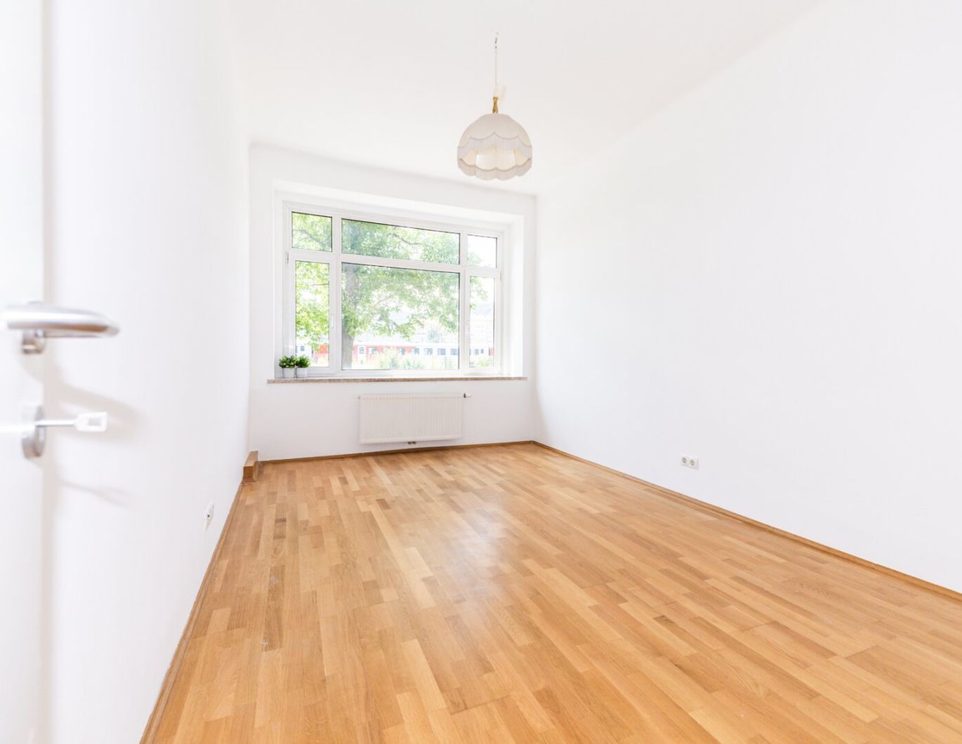 KEINE PROVISION I ZEITGEMÄSSES WOHNEN I MODERNE AUSSTATTUNG I HOCHWERTIGE KÜCHE I KLARE LINIEN UND ELEGANTE RAUMAUFTEILUNG I PROJEKT WOHNEN
