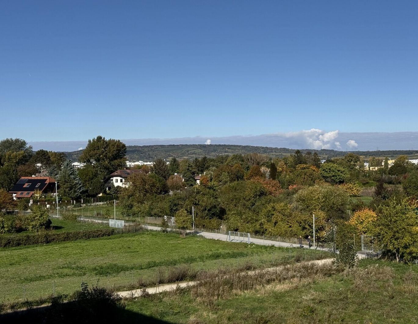 Hirschfeld: große, provisionsfreie und neue 5 Zimmer Wohnung mit Balkon - Preis jetzt sichern