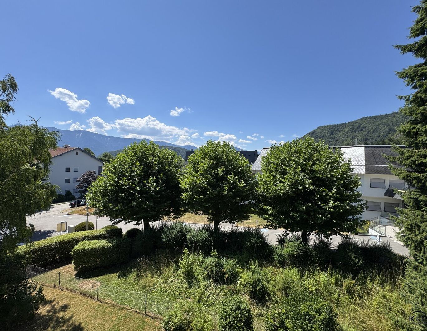 Villach-Warmbad: Charmante Eigentumswohnung in Naturkulisse