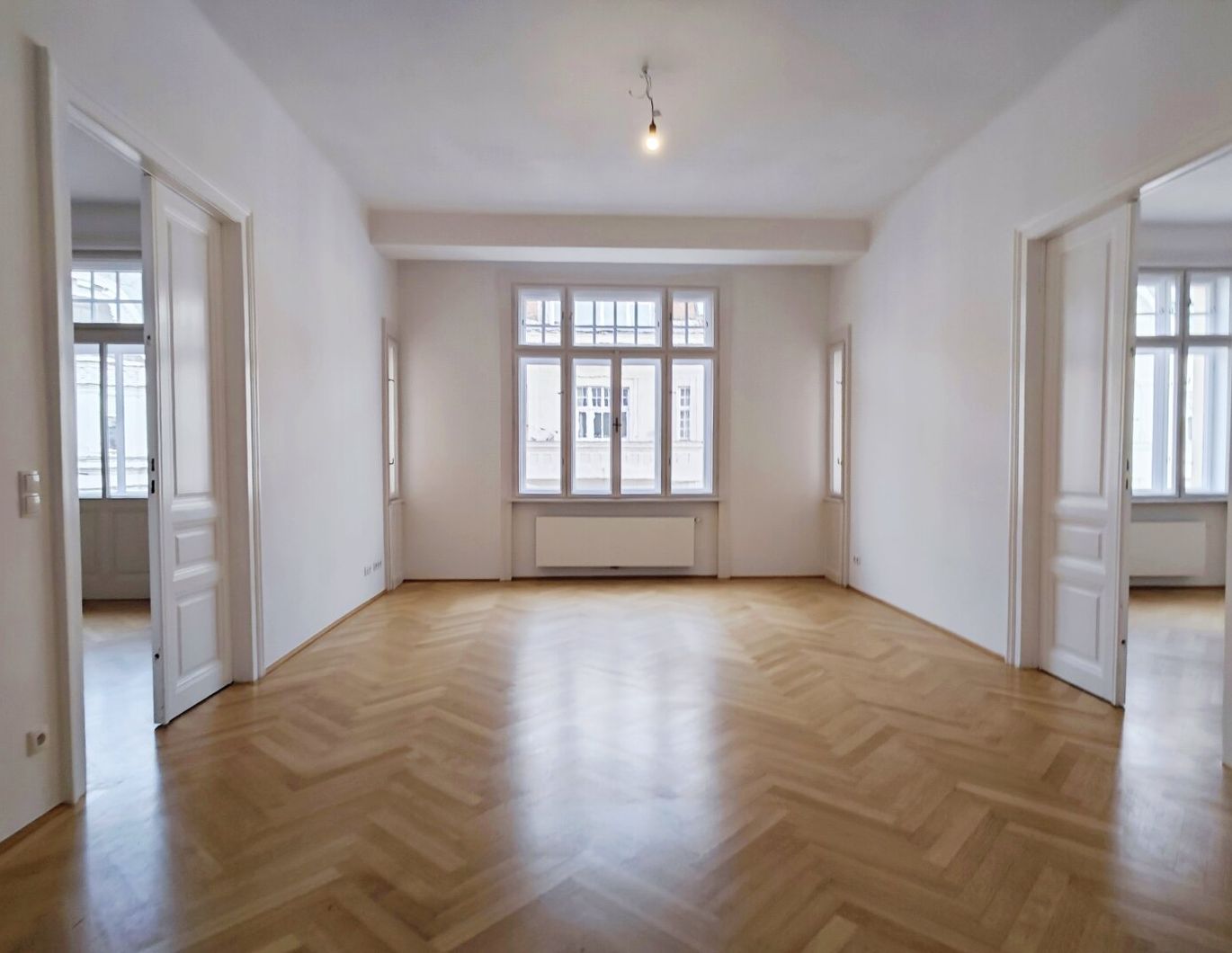 4-Zimmer Altbauwohnung - Lange Gasse