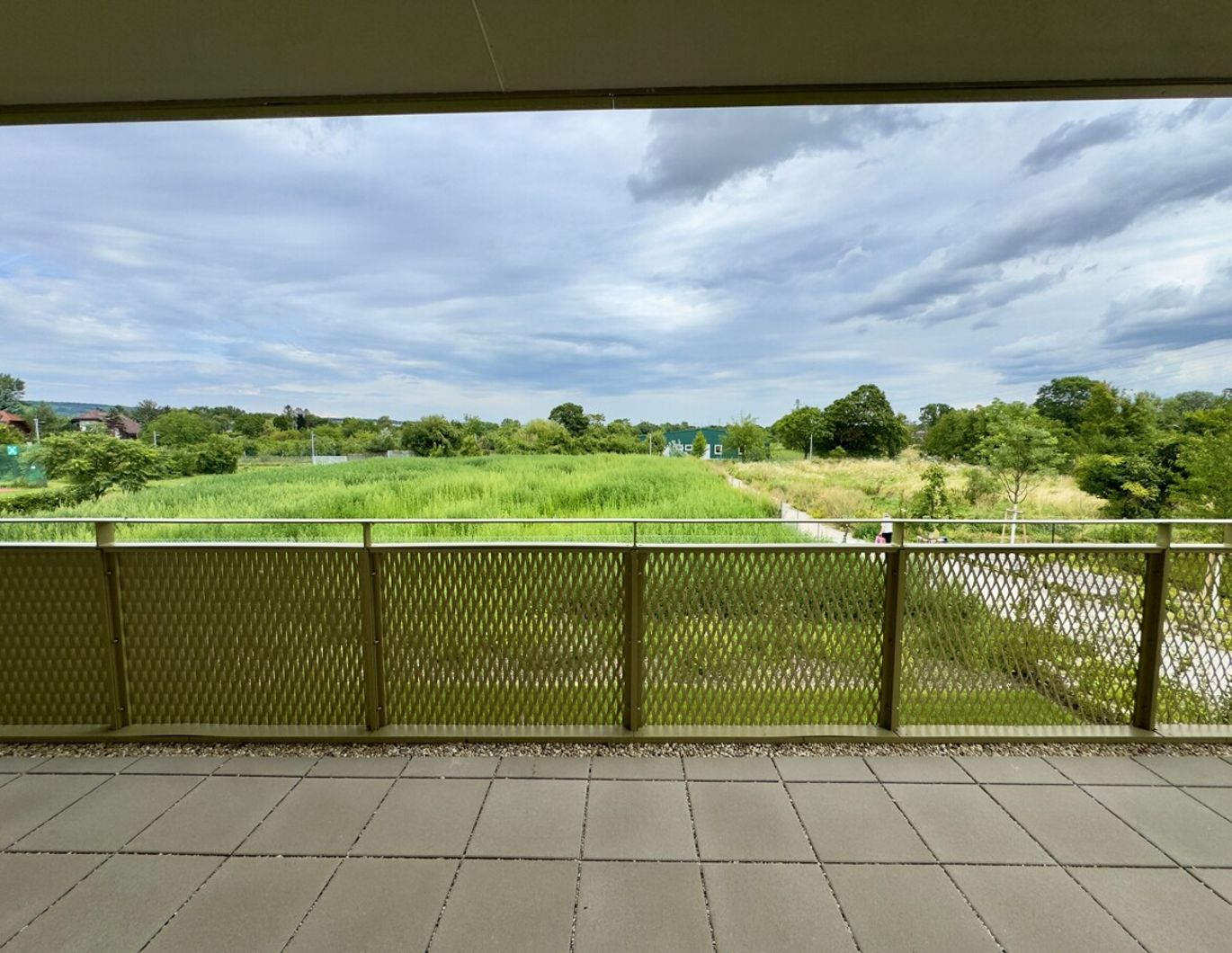 Top Erstbezug 3 Zimmer Wohnung fertig zum Einziehen: PROVISIONSFREI Gerasdorfer Straße