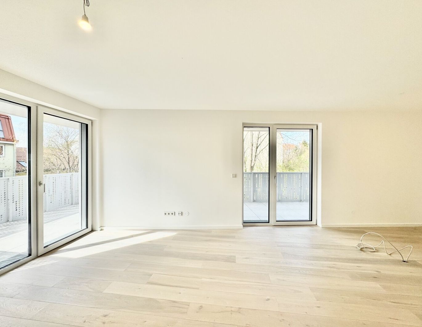 GRÜNLAGE - SONNIGER ERSTBEZUG I 2 BALKONE | NEUBAU 1140 Wien