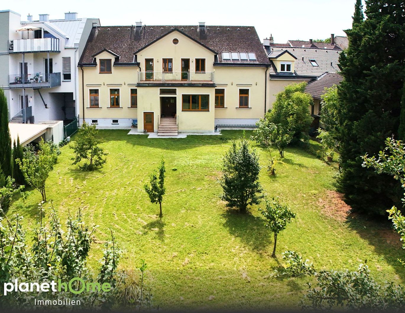 Großzügiges Haus mit Garten - für Familie, Generationen, Arbeit oder Vermietung