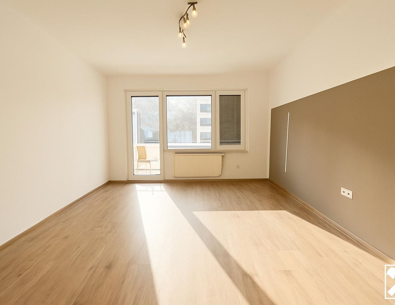 Modern sanierte 3-Zimmer-Wohnung mit Balkon & Garage in Vogelsang