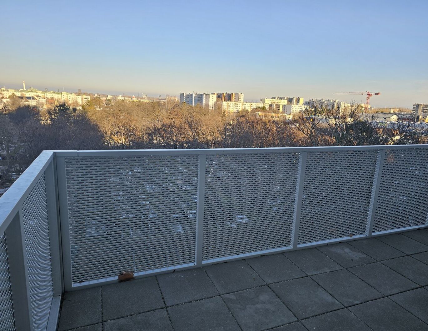 Neubau-Erstbezug mit Balkon, Fernblick & Top-Anbindung in Simmering