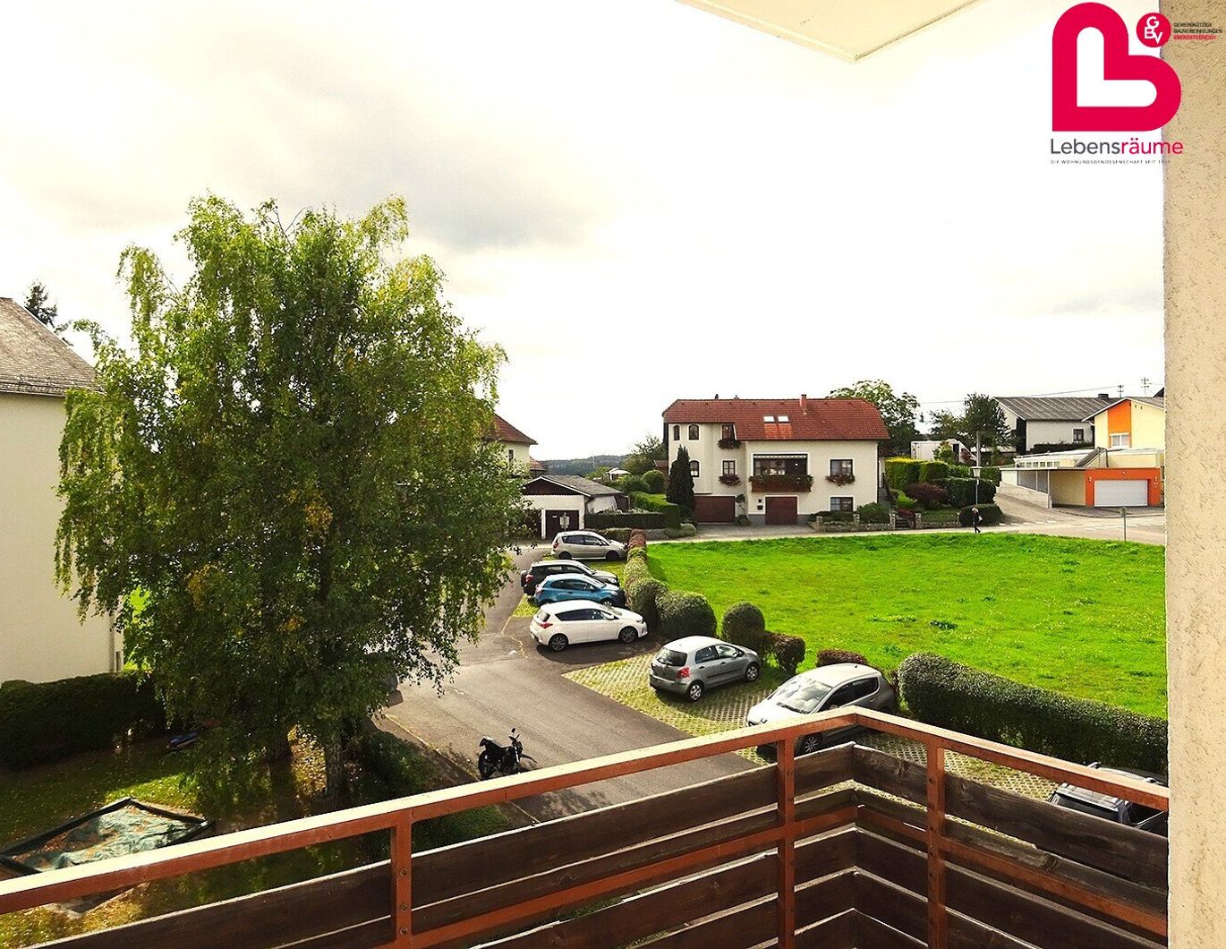 Sanierte 4-Zimmer Wohnung mit sonniger Loggia in Alberndorf