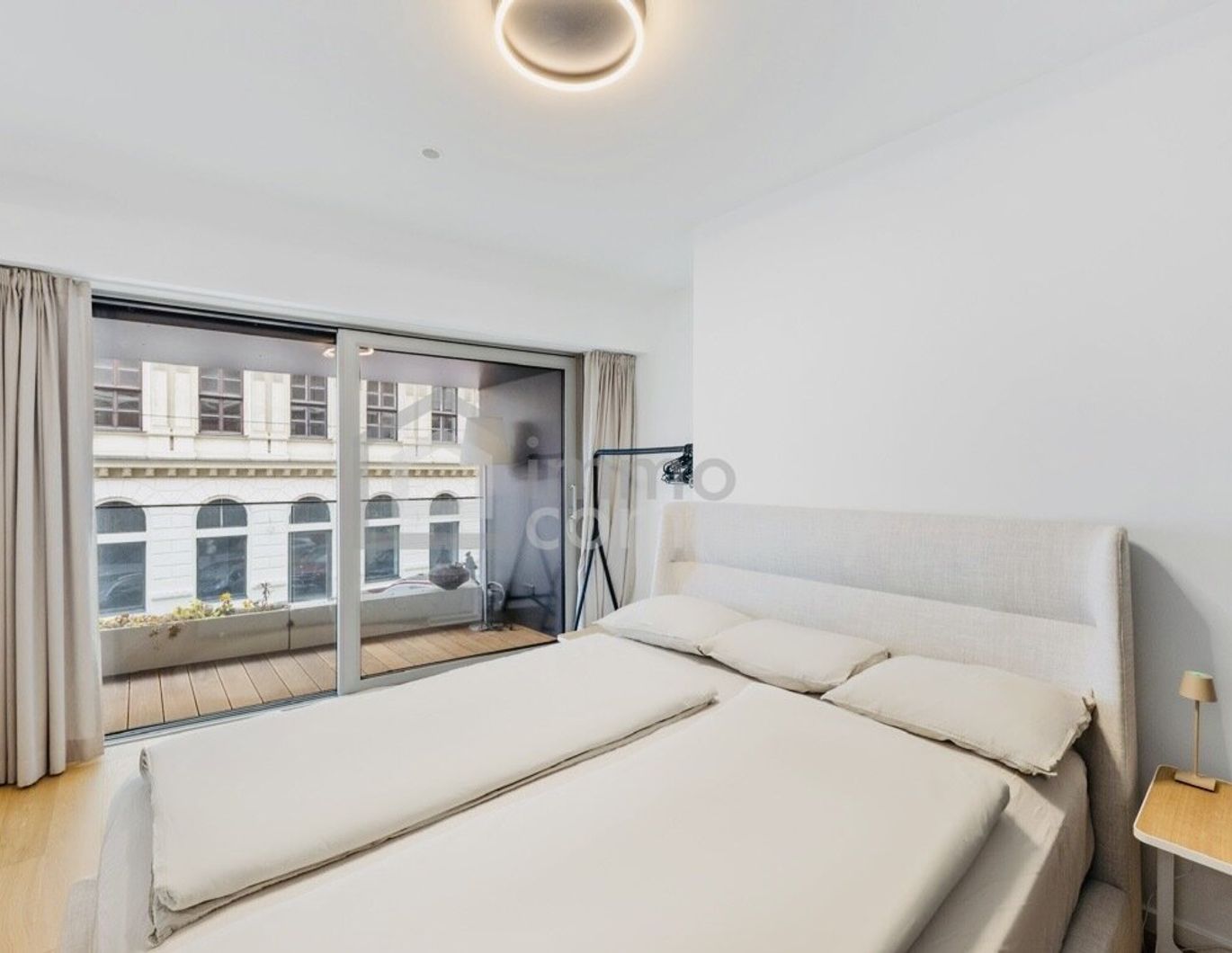 Stilvolle Wohnung im elitärsten Gebäude im Zentrum von Wien! 1. Bezirk. U1 und U2