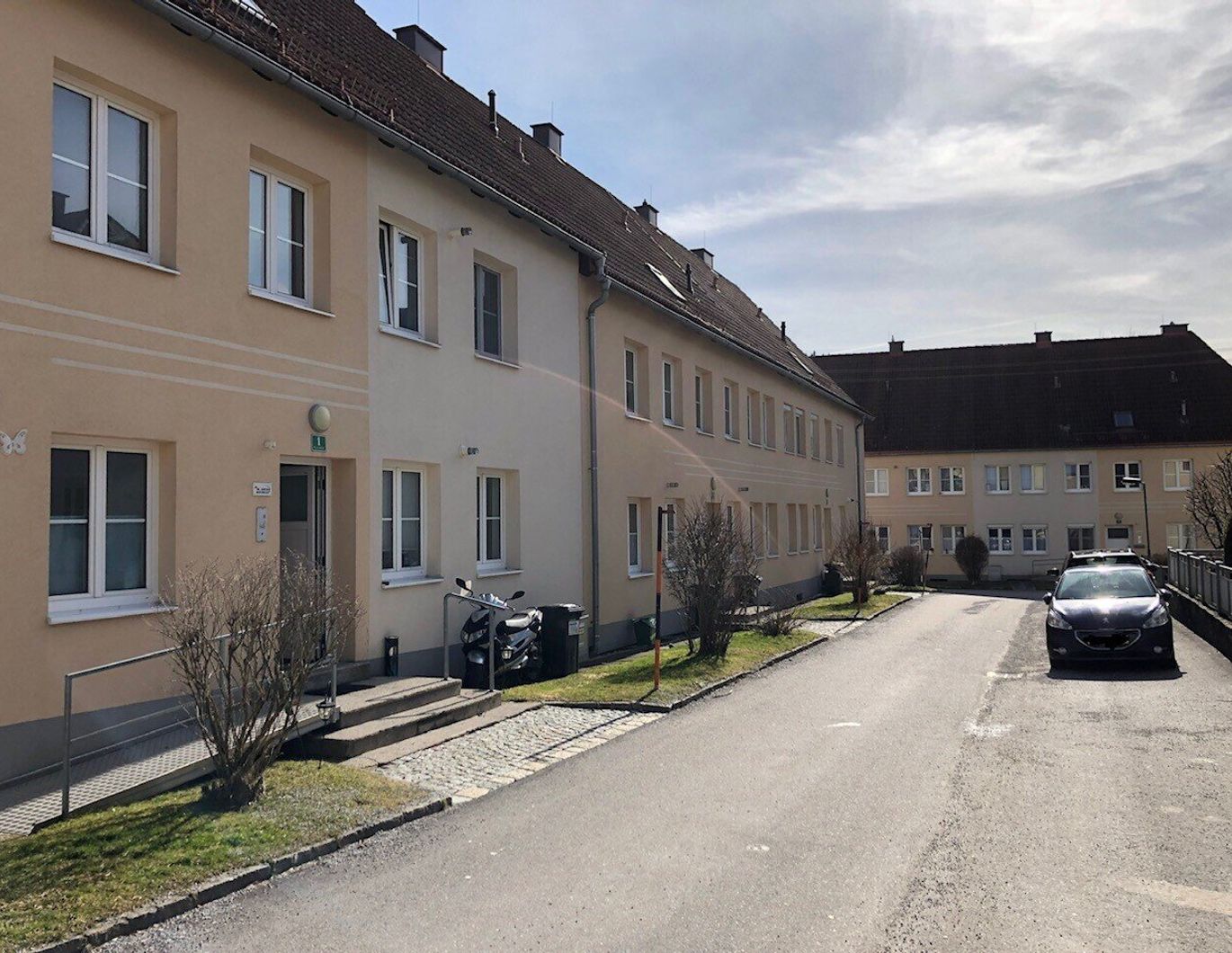 GEMÜTLICH UND PREISWERT - 2 ZIMMER ERDGESCHOSSWOHNUNG IN HASLACH