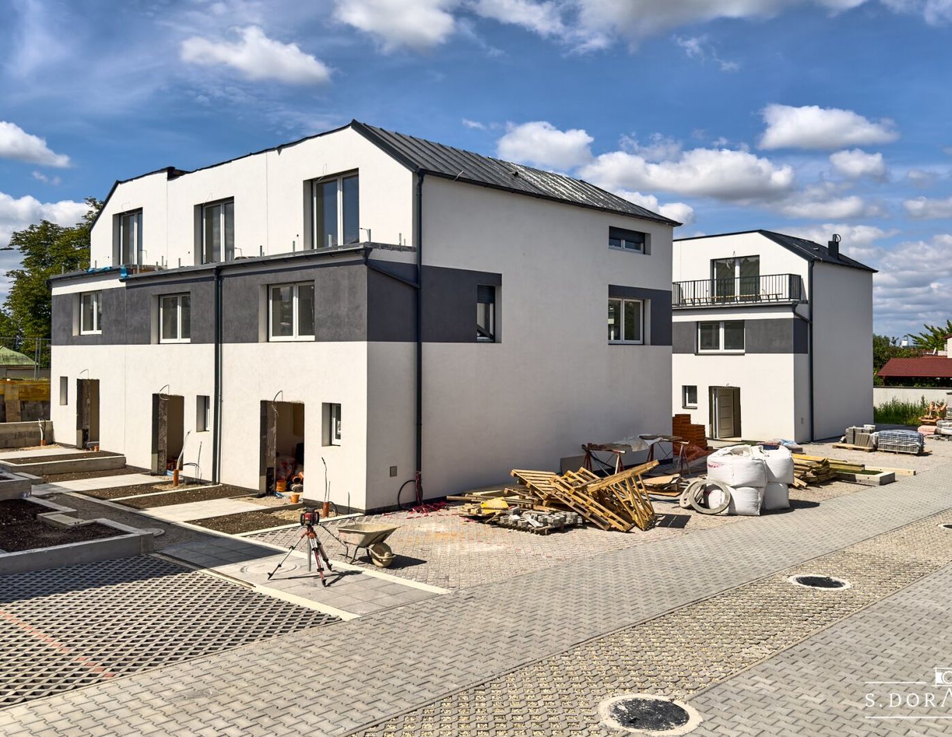 NEU! ++ ZIEGELMASSIV ++ 12 REIHENHÄUSER ++ 2 PKW-STELLPLÄTZE PRO HAUS ++ GARTEN & TERRASSE ++ BELAGSFERTIG ++ FISCHAMEND ++