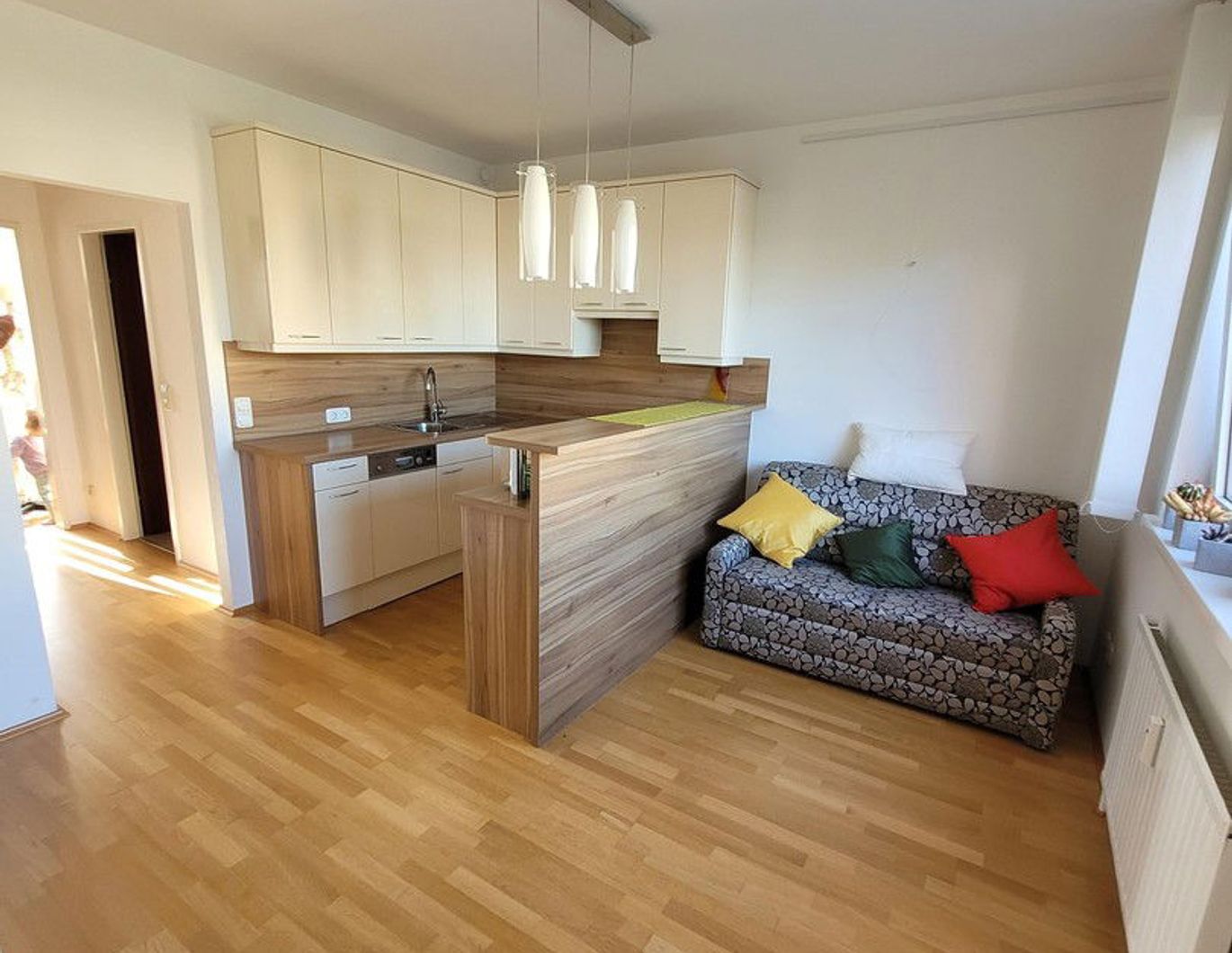 Perfectly connected 2-room-flat, close to University, furnished