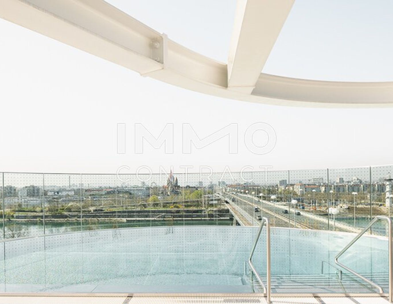 DANUBEFLATS: Premium Living - Edle 2-Zimmer-Wohnung in 40. Stock - Elevate your Lifestyle