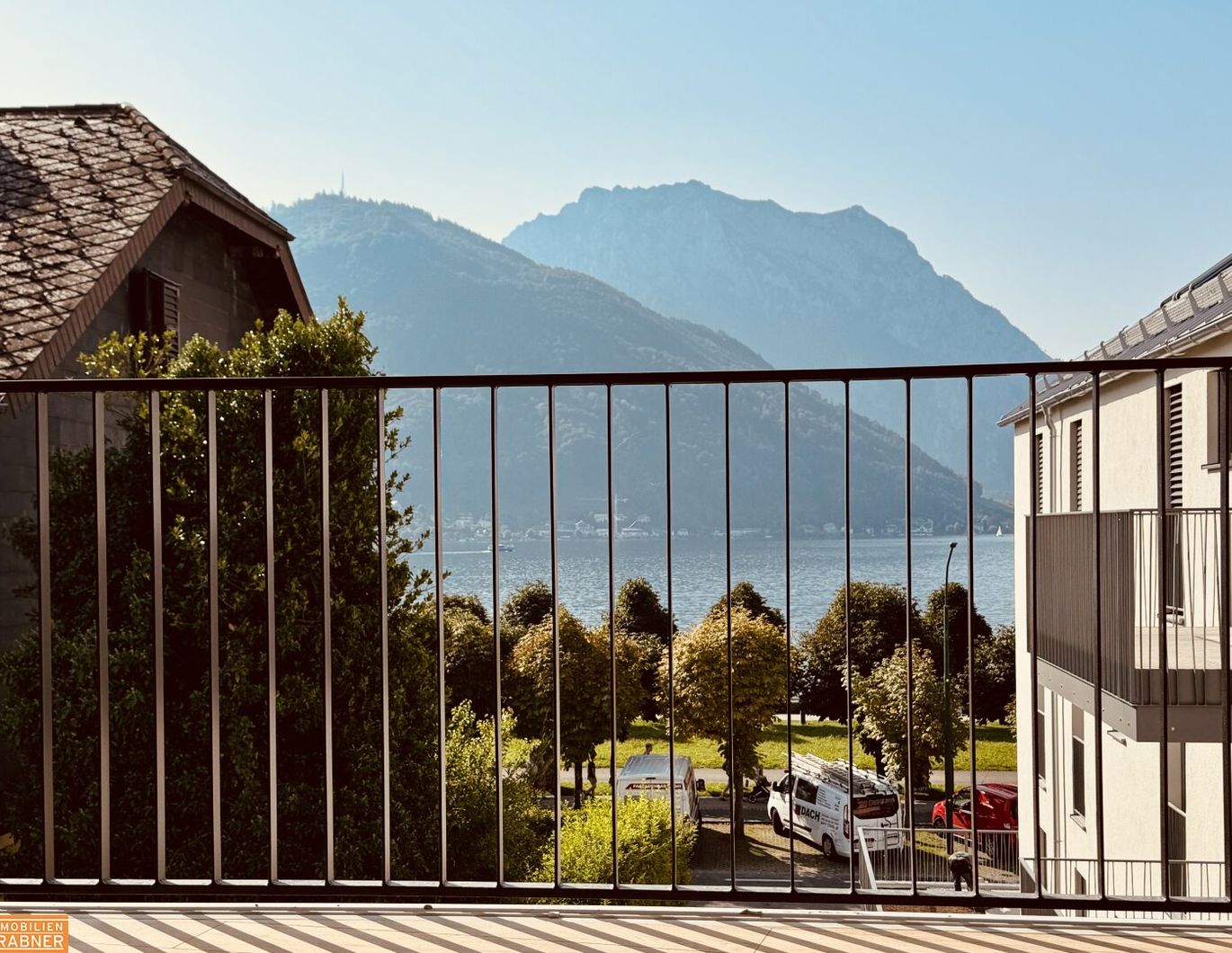 Stilvolle 4-Zimmer-Architektenwohnung mit großzügigem Wohngefühl in Gmunden