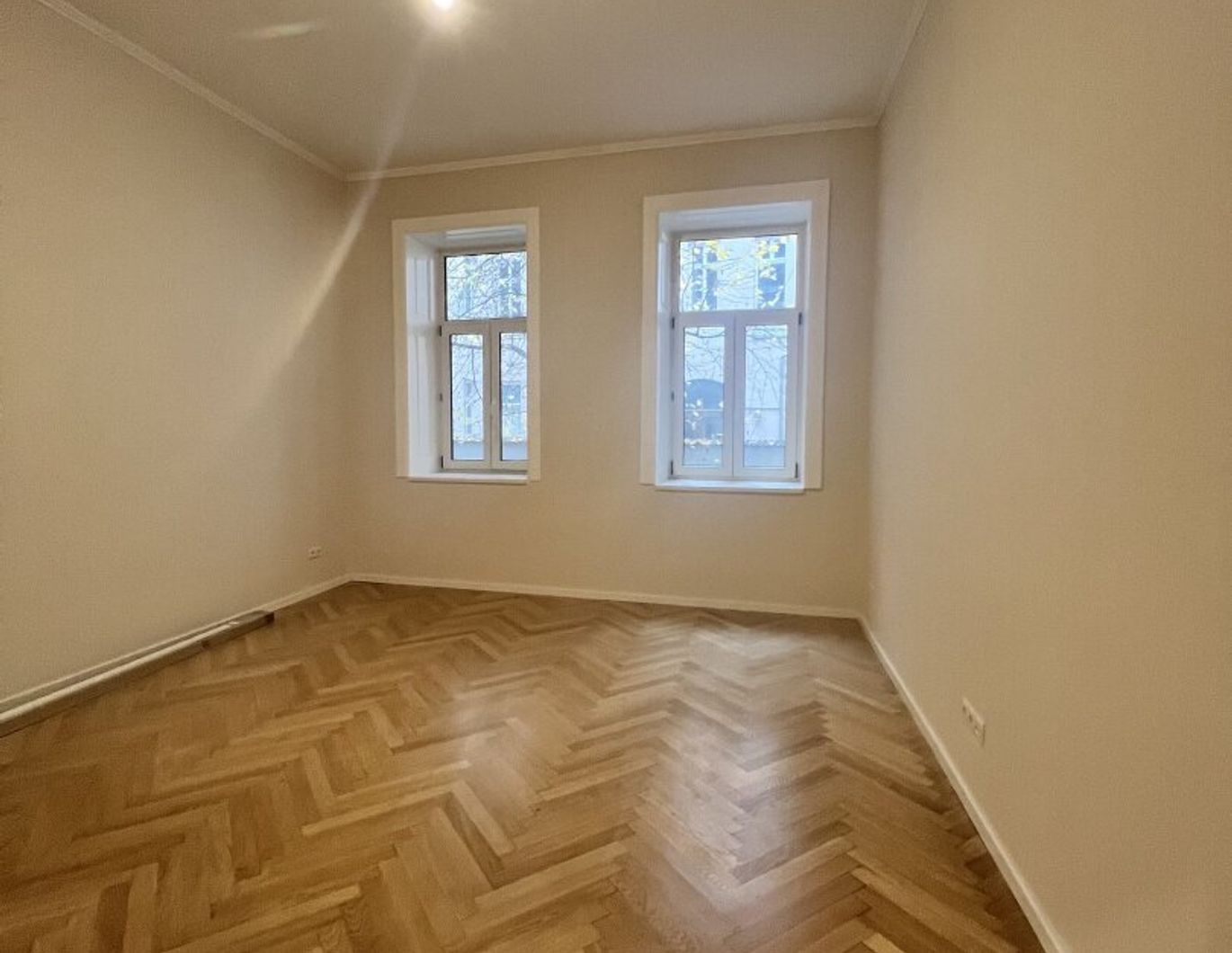 Charmante hofseitig ausgerichtete Erdgeschosswohnung mit Geschichte in direkter Praternähe