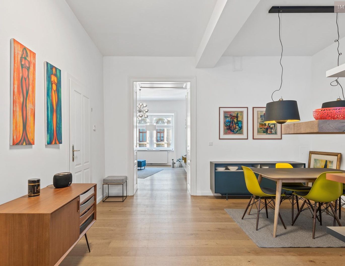 Stilvoll renovierte Altbauwohnung im 3.Bezirk. Citynaher Lifestyle mit besonderem Flair.